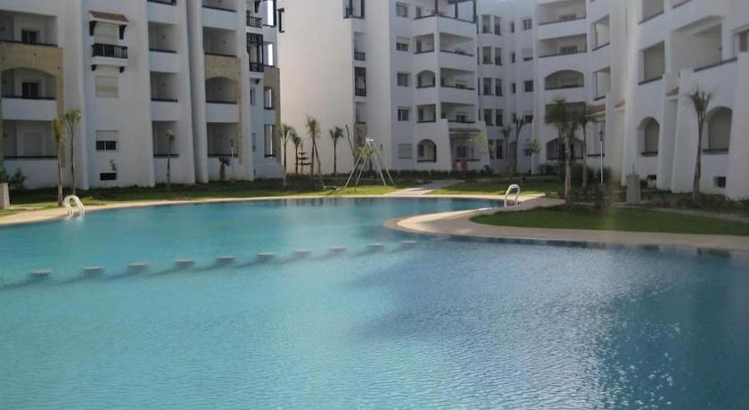 Appartement moderne vue sur mer assilah marina golf