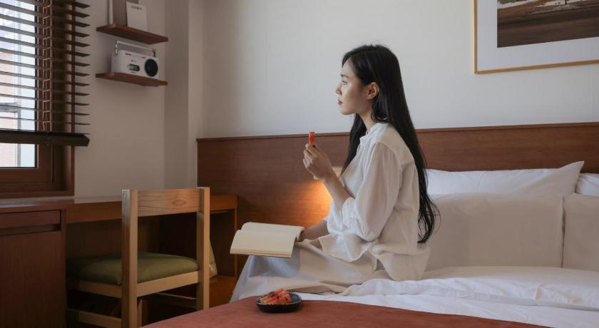 Image of Run of House 6