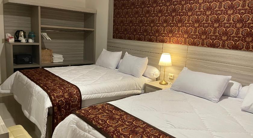 Tampilan BAYT AL HIKMA is a perfect place to stay during a layover between two flights or to explore Jakarta