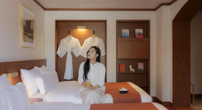 Image of Suite with Spa 5