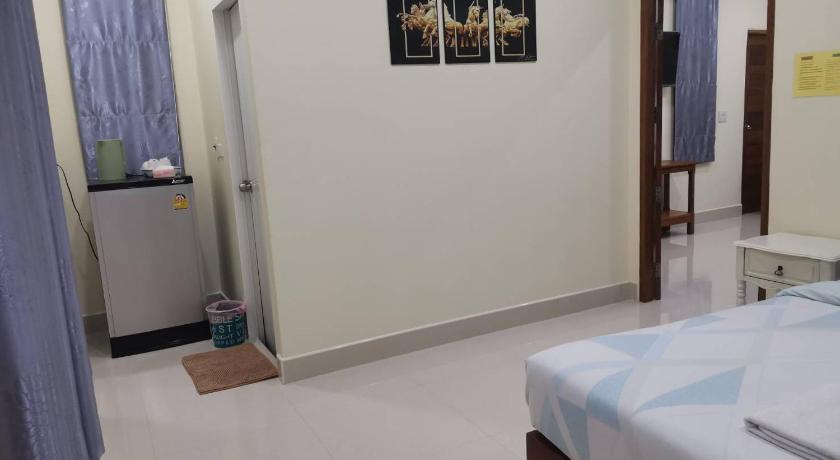 Image of Double Room with Park View 12