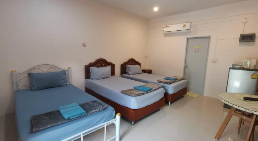 Image of Queen Room With Balcony 11