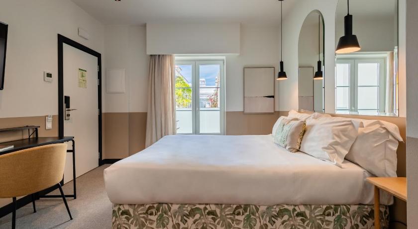 Image of Classic Room 6