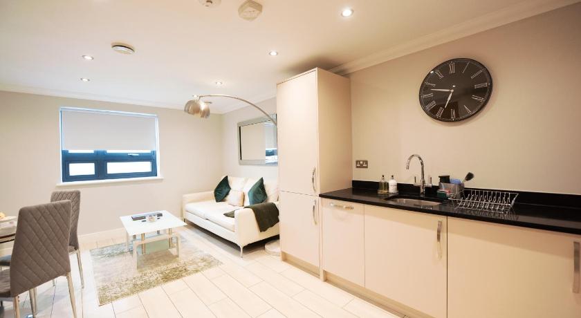 Malthouse Court - image 10