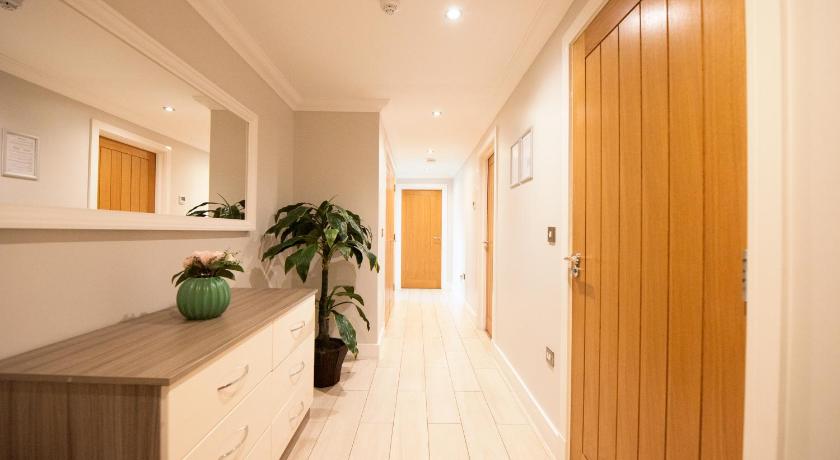 Malthouse Court - image 8