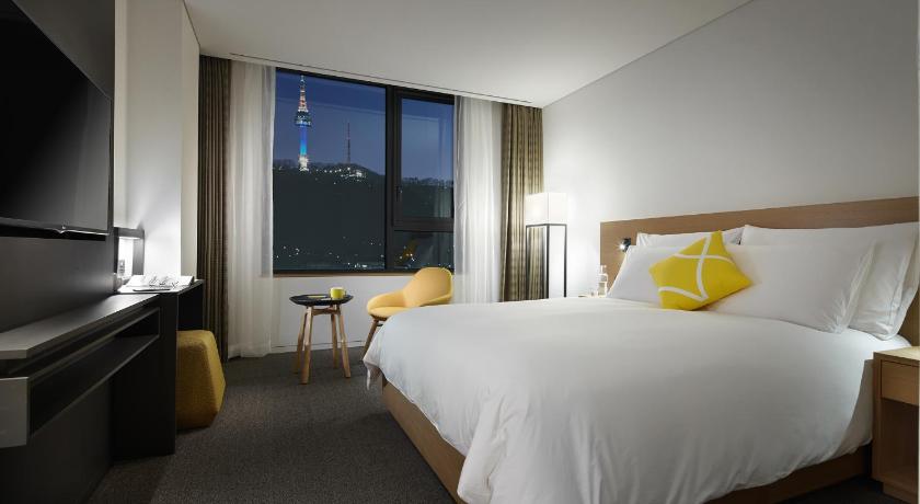 Seoul L7 MYEONGDONG by LOTTE 4-Star Hotel room
