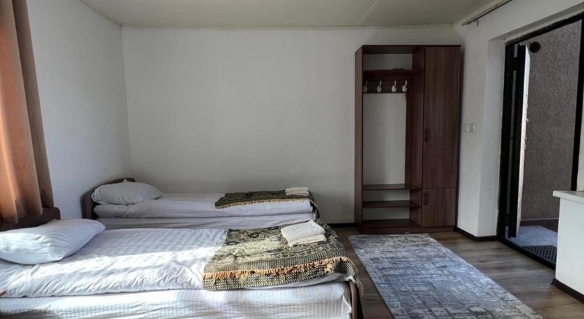 Tunuk Guest House