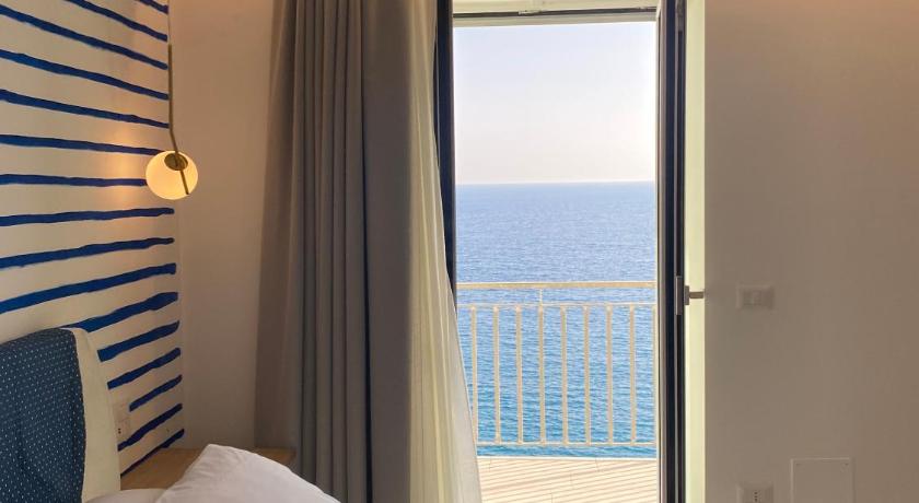 Calanca Rooms