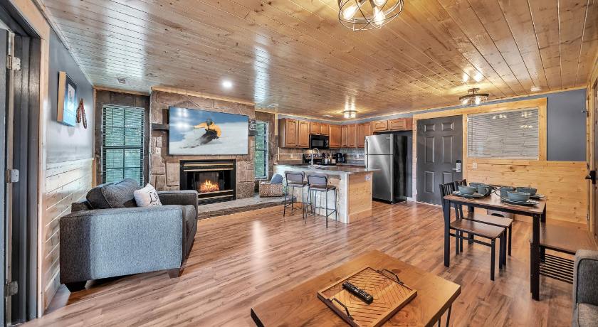 Mountain Views at Dolly's Castle Unit 2
