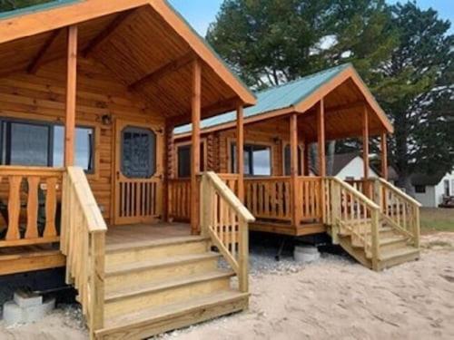 매키노 시티 (MI) Waterfront Inn Mackinaw City 2성급 숙소 외관