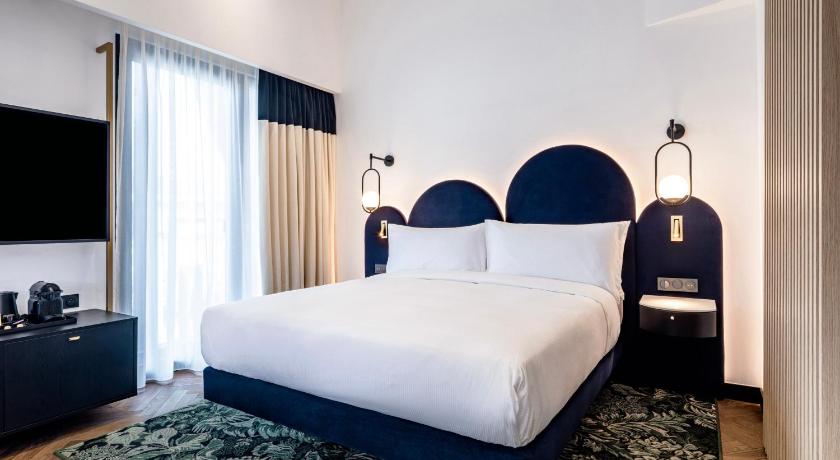 Image of King Guest Room 1