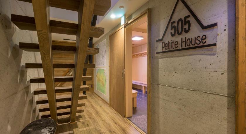 Niseko Greystone 3-Star Accommodation view