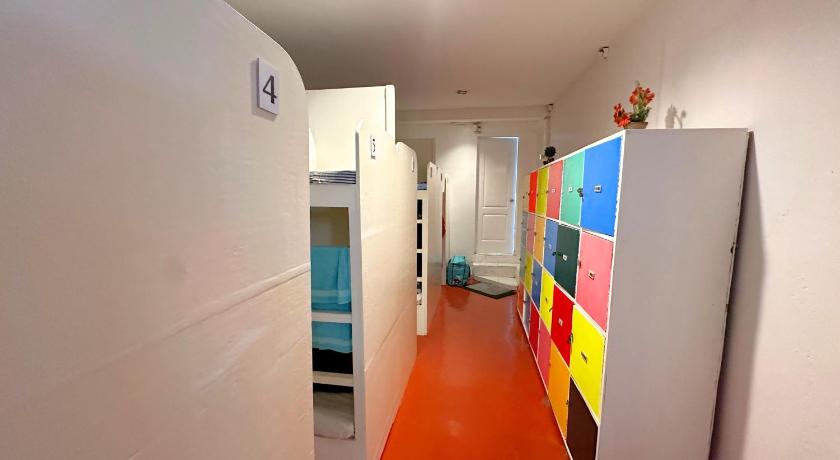 Image of 1 Person in Dormitory - Male Only 10