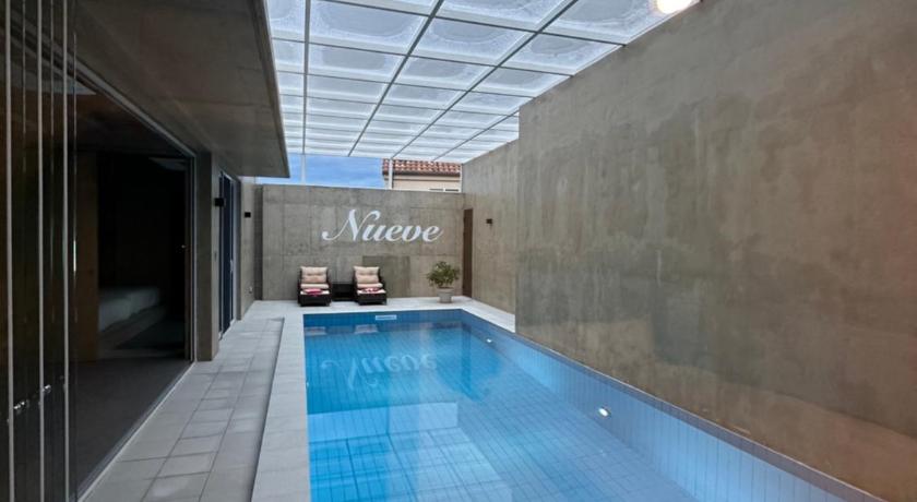 チェジュ Jeju Nueve Poolvilla & Resort 5つ星 ホテル ロビー