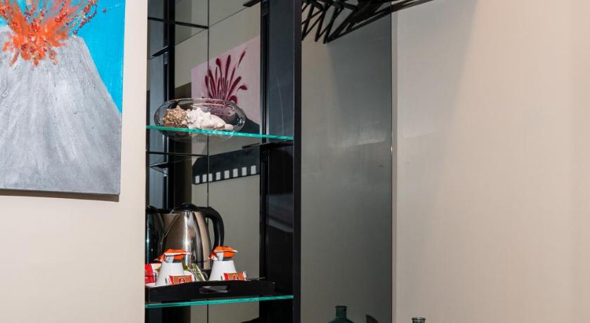Image of Double Room with Internal View 7