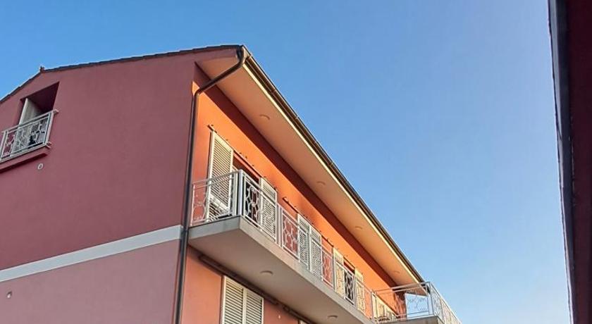 Oleander Rooms