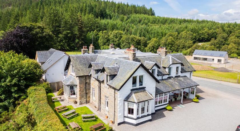 Whitebridge Hotel