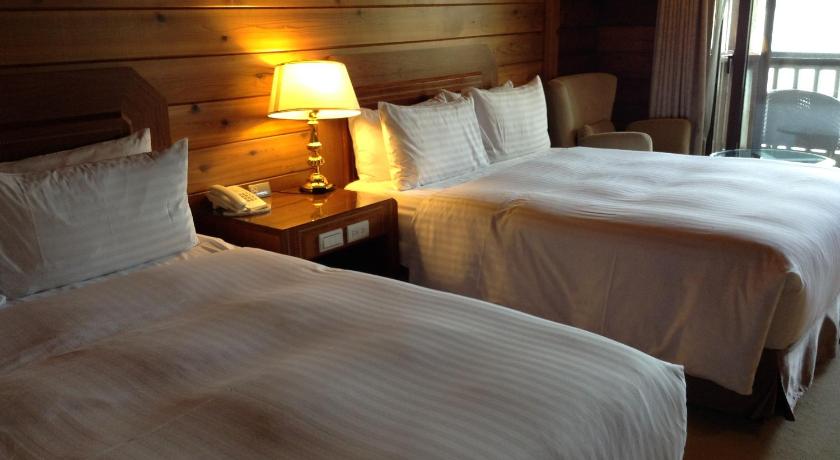Image of Deluxe Quadruple Room 7
