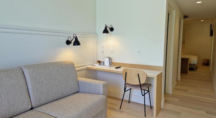 Image of Junior Suite with Terrace 13