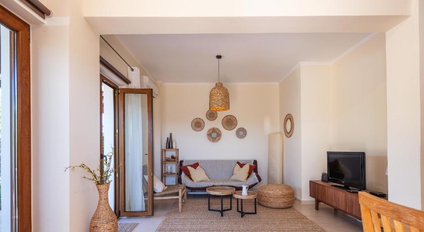 Image of Two-Bedroom House - Karoti 18 9