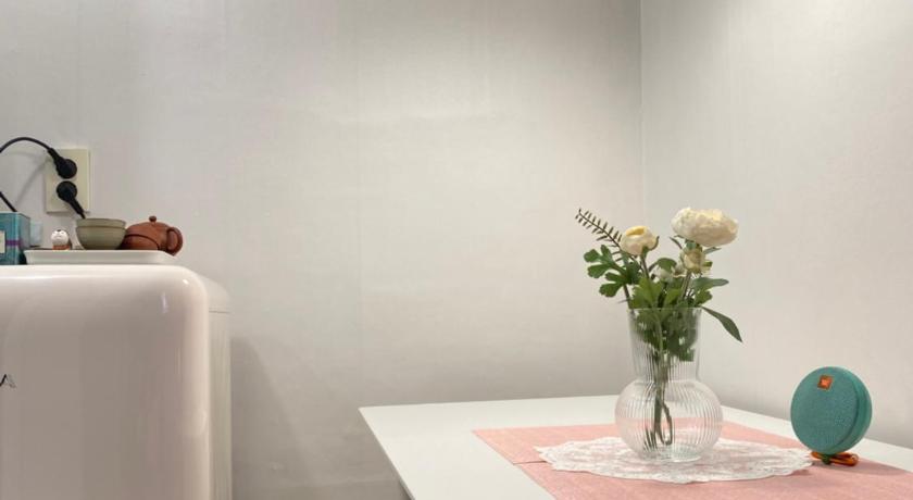 Seoul roasterblock 2BR flat 33m2 near Hongdea by the hanriver 4-Star Accommodation pool