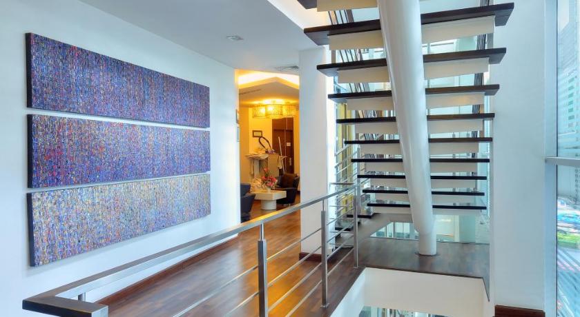 Sukhumvit Suites Hotel - image 12