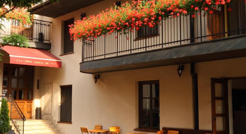 Nobilton Hotel photo