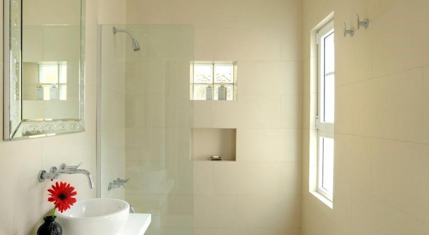 Image of Studio Apartment 2