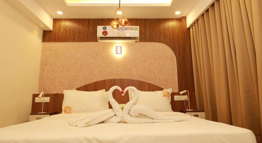Hotel Liwa Tower - image 11