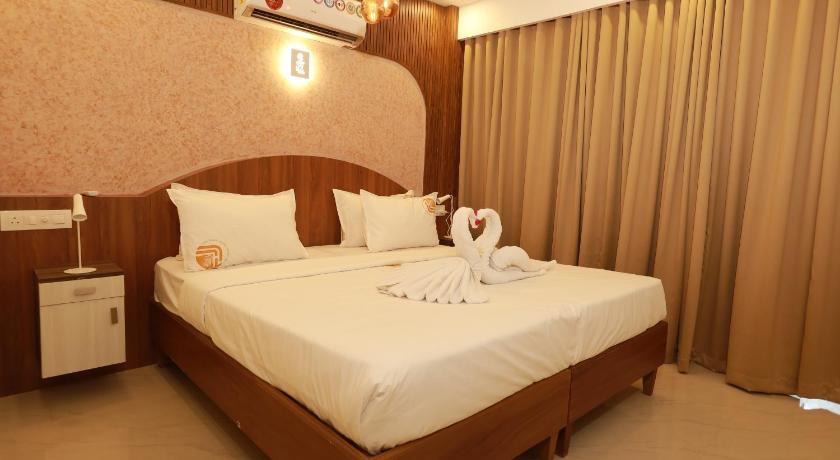 Hotel Liwa Tower - image 16