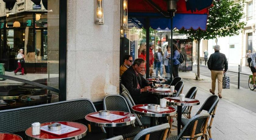Cosy Studio with Air Conditioning -Near Montmartre - image 7