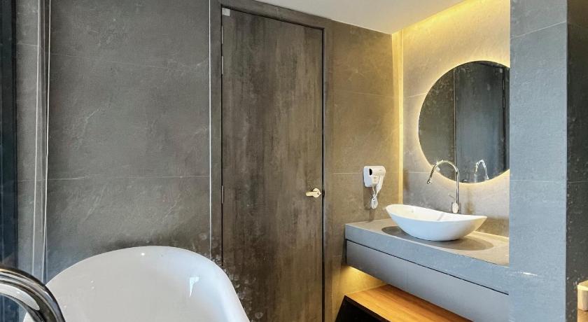 T E U Hotel & Apartment Da Nang - image 11