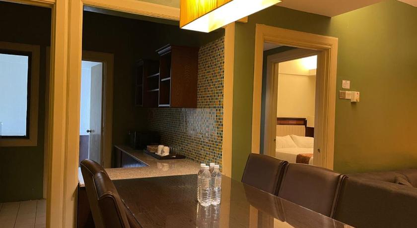 Image of 2 Bedroom Condo 7
