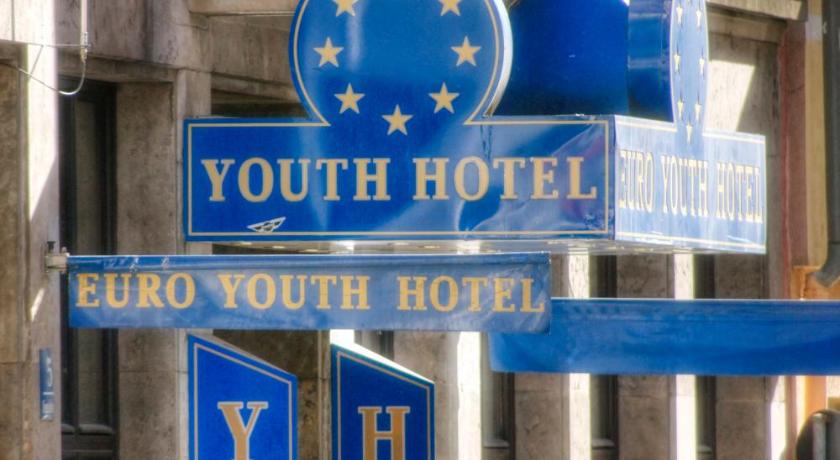 Euro Youth Hotel photo