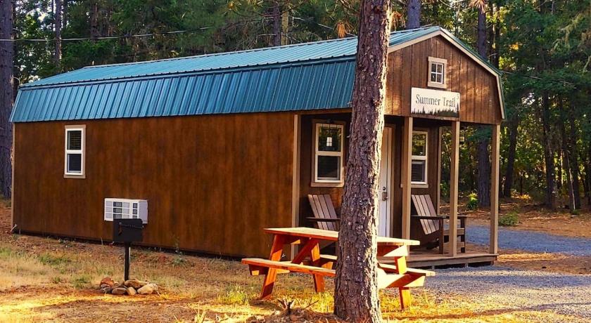 ケーブ・ジャンクション Summer Trail Cabin 5 - Sleeps up to 4 4つ星 宿泊施設 ロビー