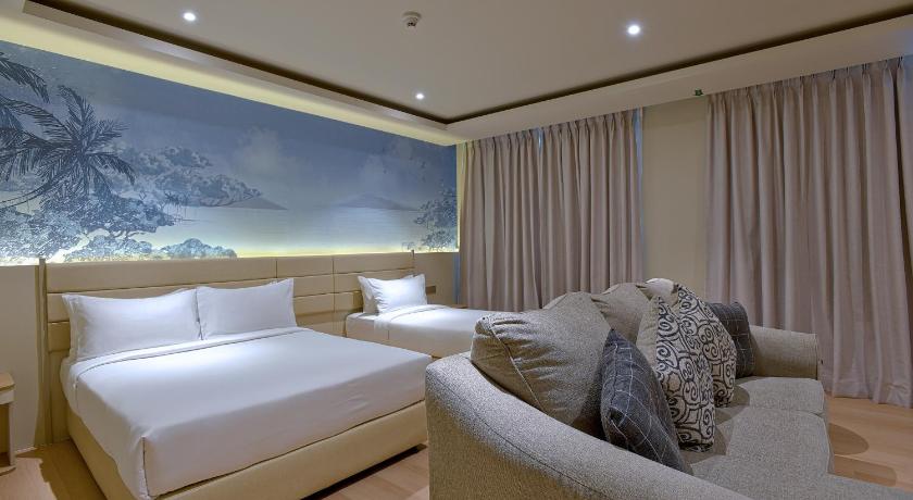 Image of Family Suite 6
