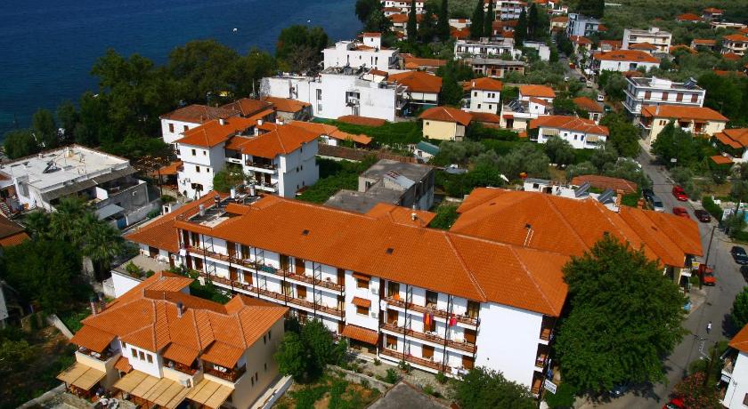 IZEΛA Hotel