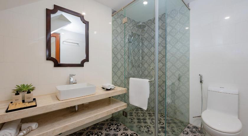Image of Deluxe Family Connecting Room 9