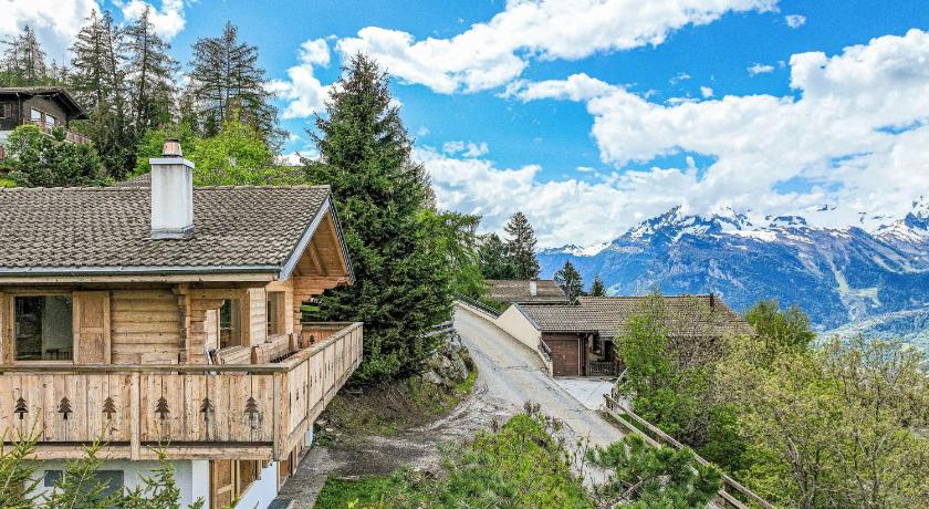 Image of Chalet 17