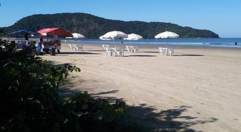 Confortavel Casa na Praia do Indaia Bertioga