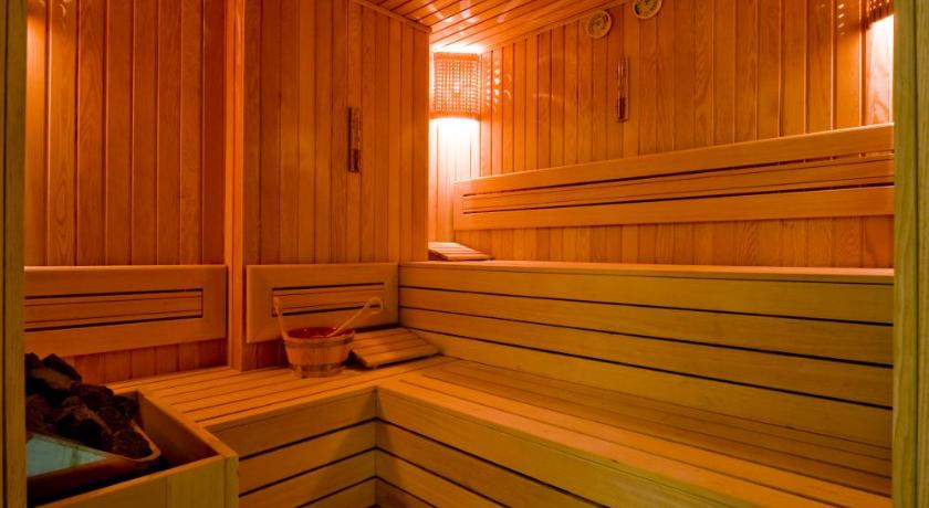 GLK PREMIER The Home Suites & Spa - image 2