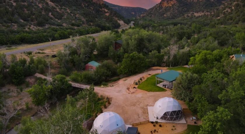 格伦代尔 (UT) Zen Zion Evergreen Dome 4星级 住宿 设施