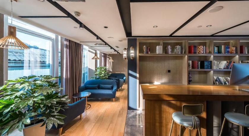 Jingli  Hotel (Beijing Heshenghui Dajiaoting Subway Station Branch) – Beijing, NY