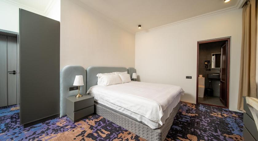 Image of Standard Double Room 3