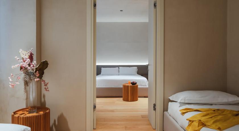 C10 Boutique Hotel