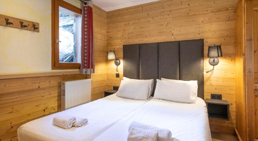 Image of One Bedroom Apartment with Cabin (4/6 Adults) 0