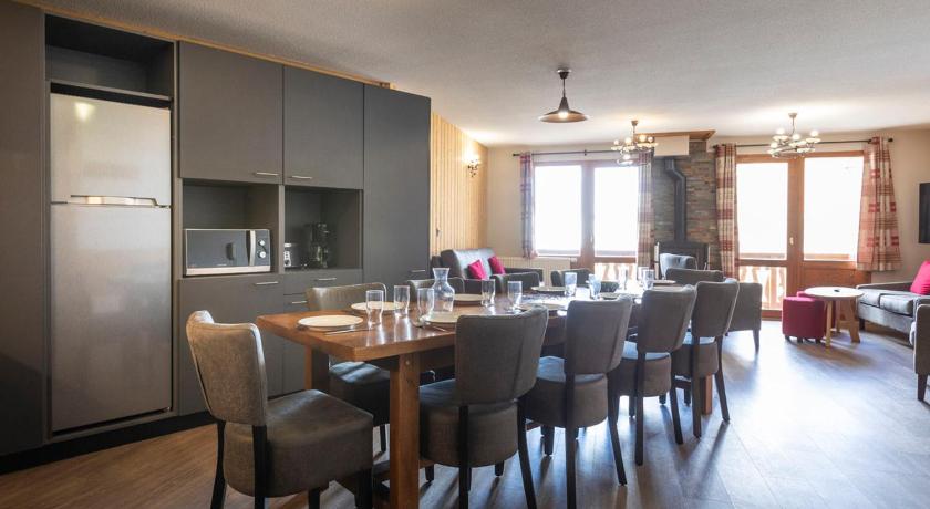 Image of Superior Four-Bedroom Apartment (8/10 Adults) 2