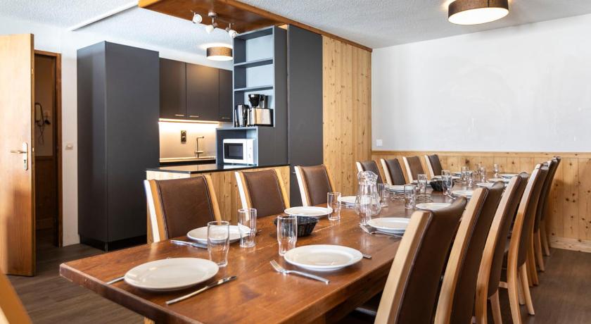 Image of Seven-Bedroom Apartment (14/16 Adults) 1