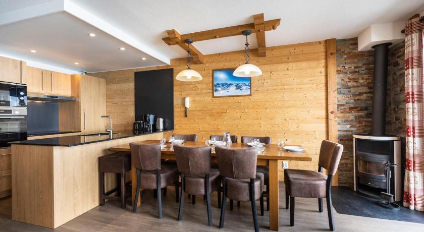Image of Four-Bedroom Apartment (8/10 Adults) 1