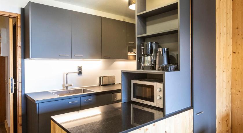 Image of One Bedroom Apartment with Cabin (4/6 Adults) 1